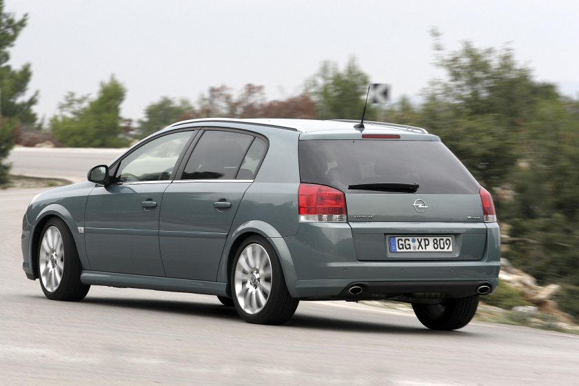 Opel vectra универсал