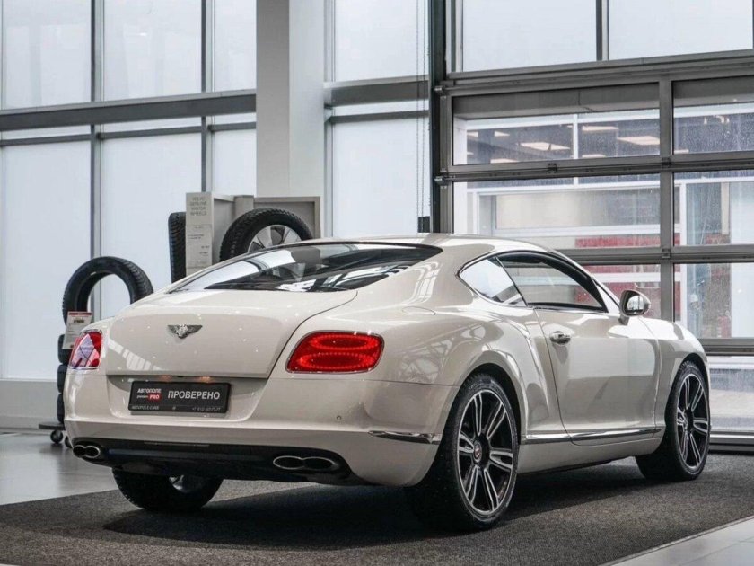 Bentley continental gt 2014