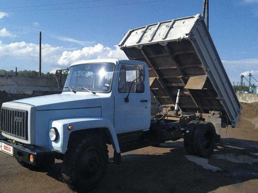 ГАЗ 3307 голубая