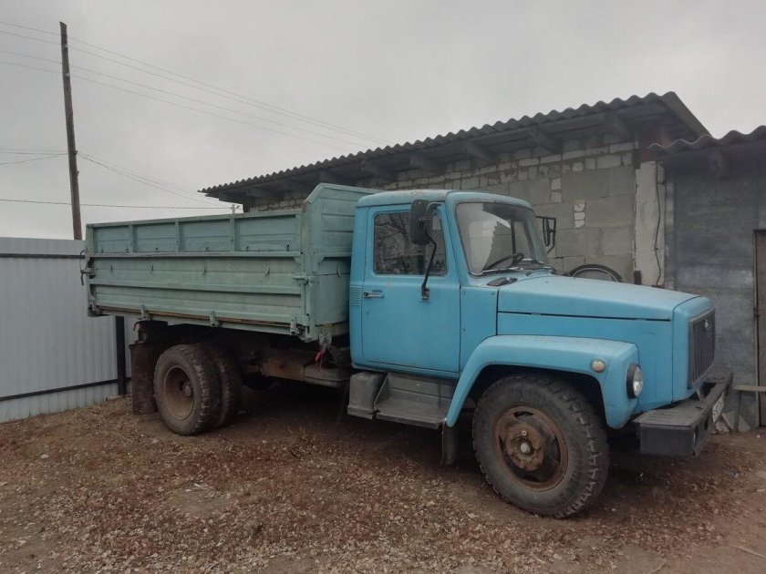 ГАЗ-3307 грузовой бортовой