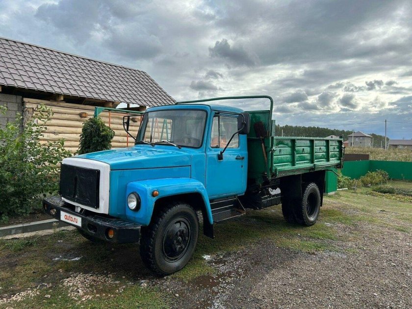 ГАЗ 3307 самосвал голубой