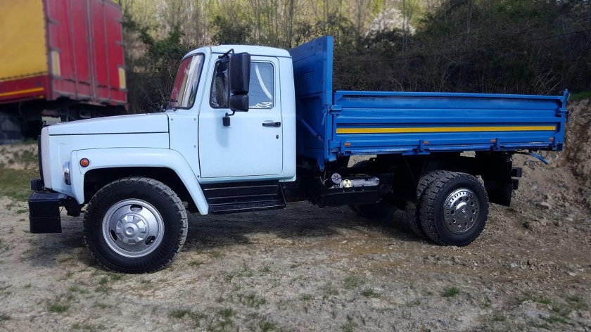 ГАЗ САЗ 3307