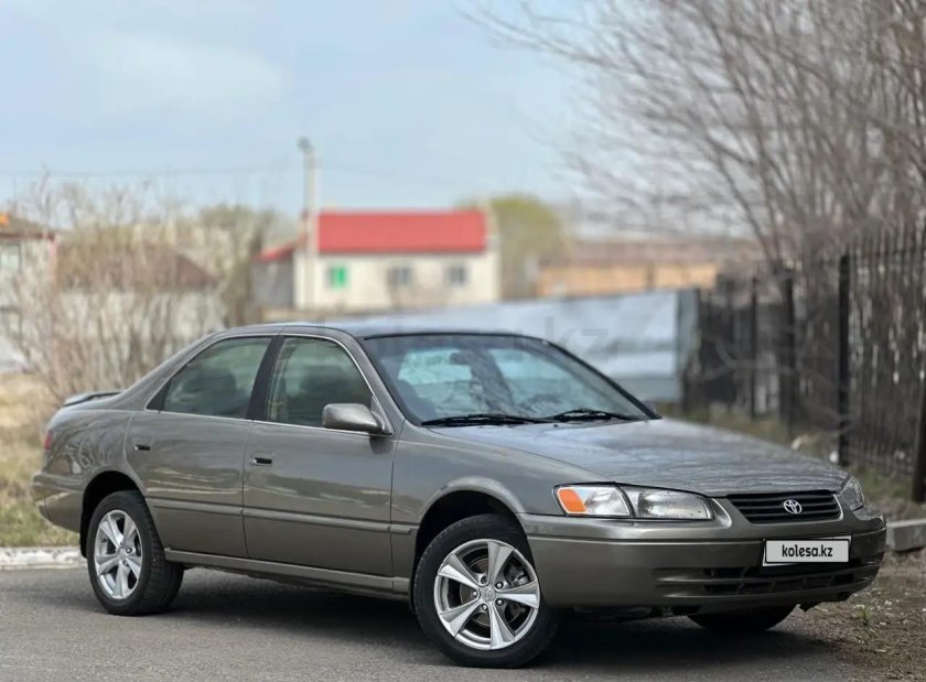 Toyota camry 2001