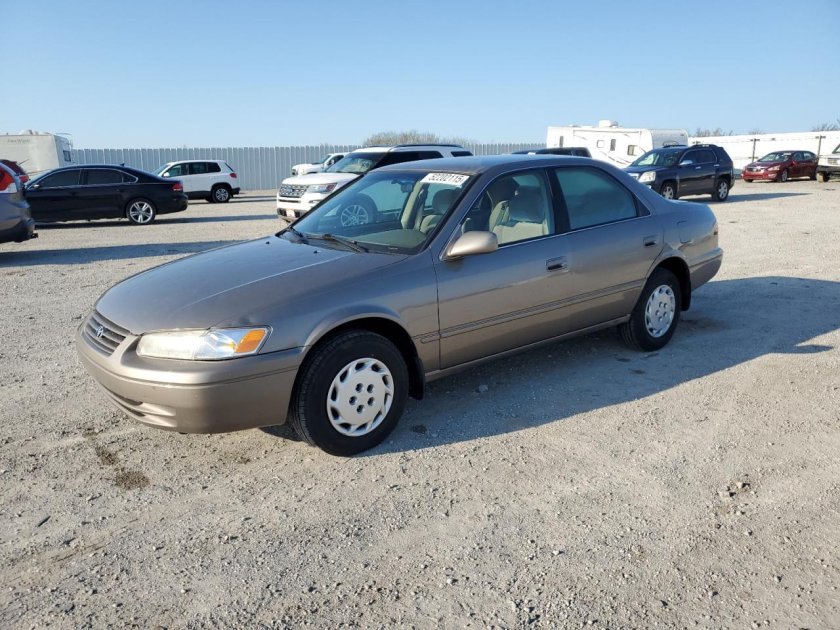Toyota camry 1999 2.2