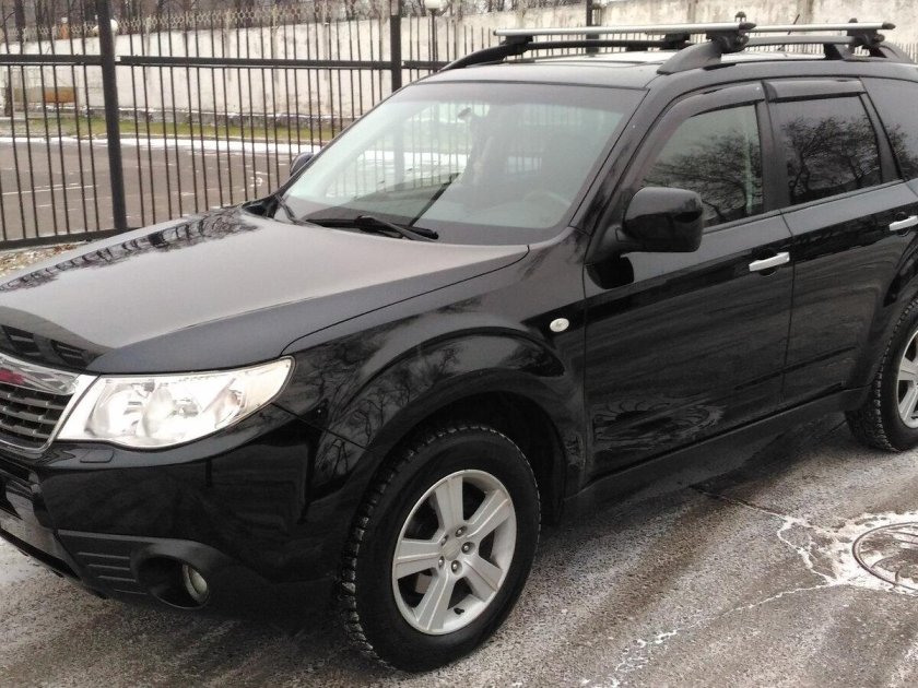 Субару Форестер 2009 черный