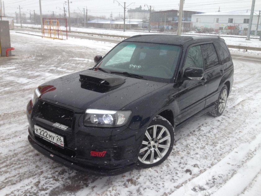 Subaru Forester sg5 черный