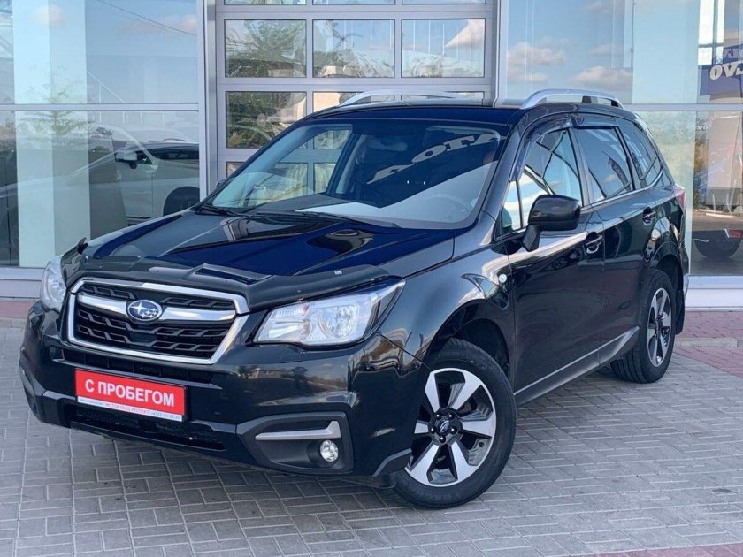 Субару Форестер 2016 черный