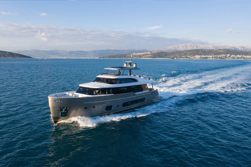 Азимут 25 метров