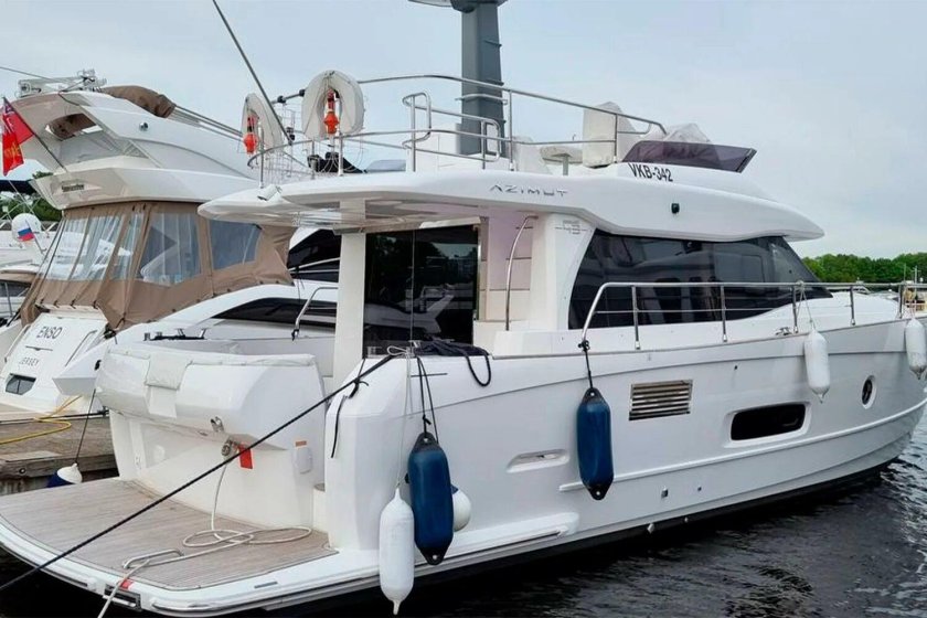 Яхты Азимут Магеллано 43