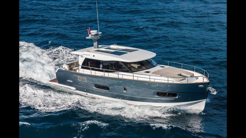 Azimut 43 яхта