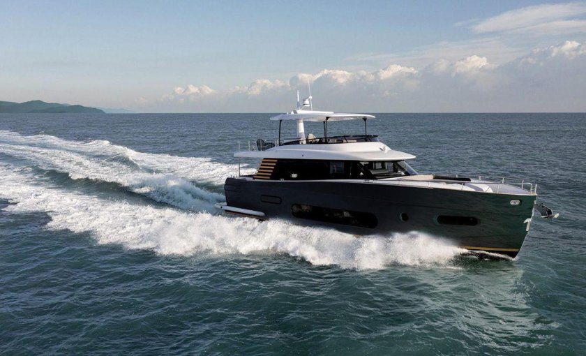Яхта Azimut 58