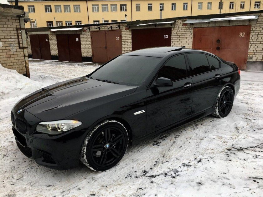 Бмв м5 ф10 черная