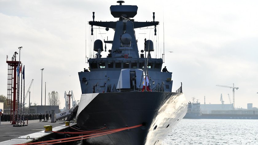 Корвет Гаврон ВМС Польши