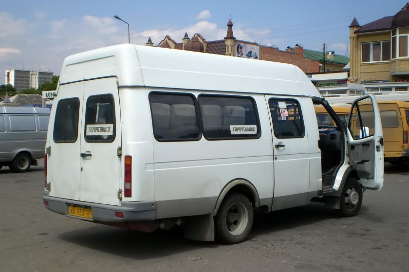 Газель пассажирская с багажником