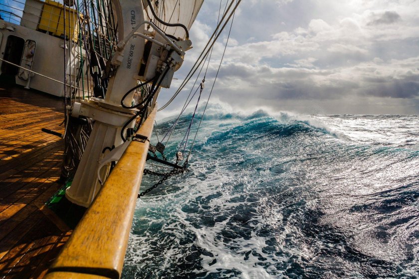 Юрий Масляев фотограф-маринист