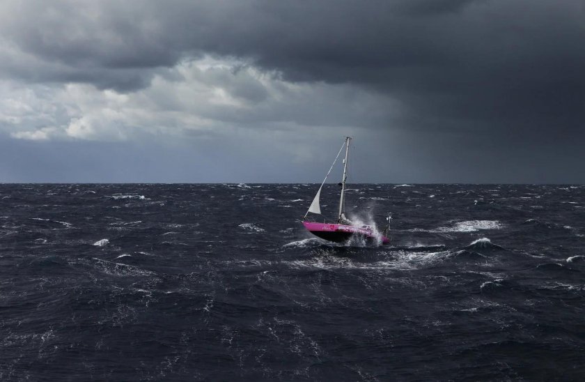 Яхта море шторм
