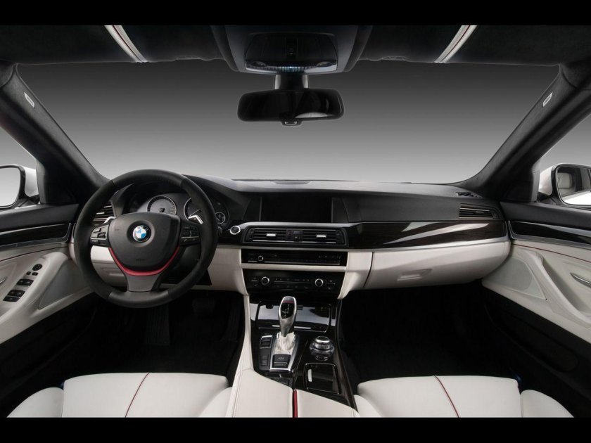 BMW 5 f10 Interior