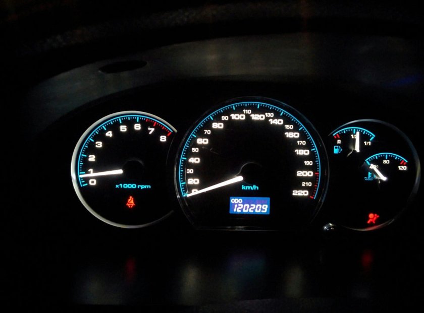 Панель приборов Лачетти седан 1.4