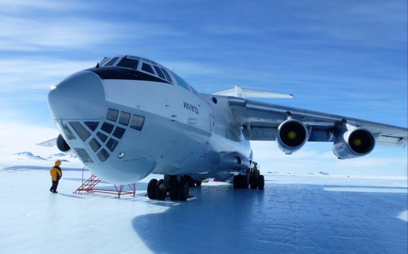Ил 76 в Антарктиде
