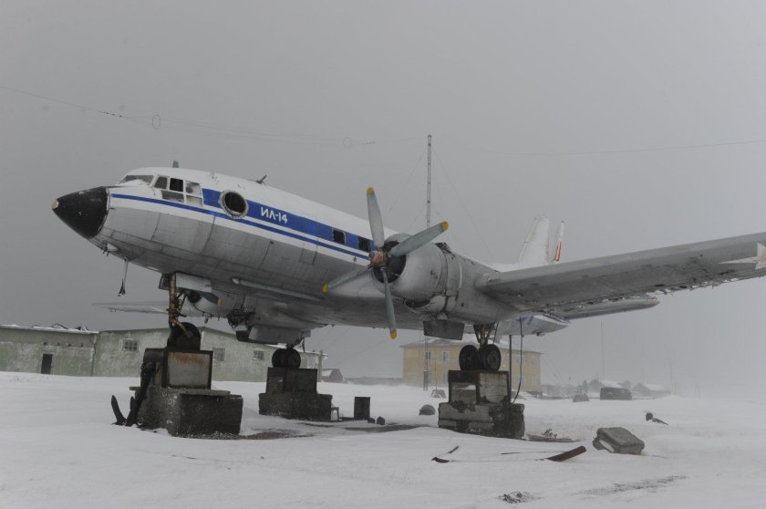 Самолёт ил-14 полярной авиации