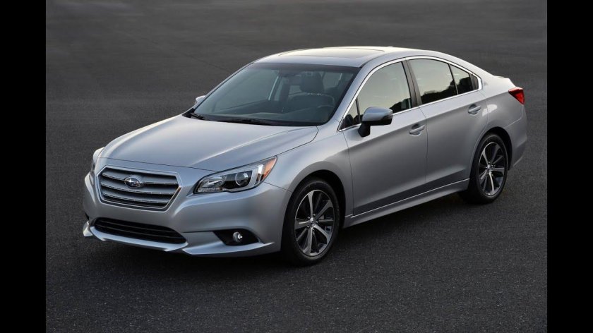 Субару Легаси седан 2015