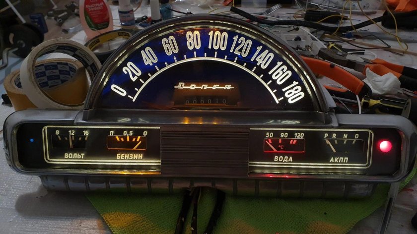 Приборная панель газ 21