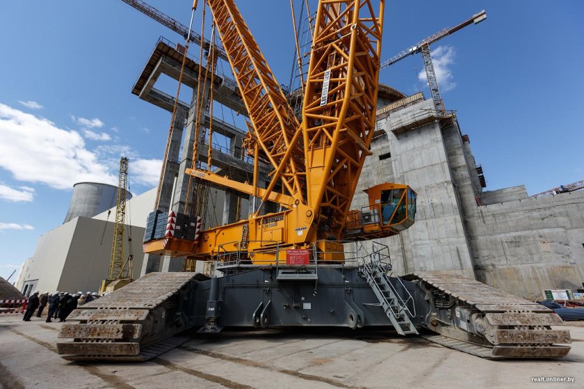 Кран Либхер ЛАЭС 2