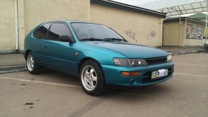 Тойота Королла 1994 хэтчбек