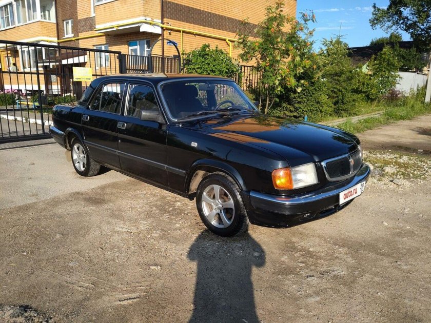 ГАЗ-3110 автомобиль