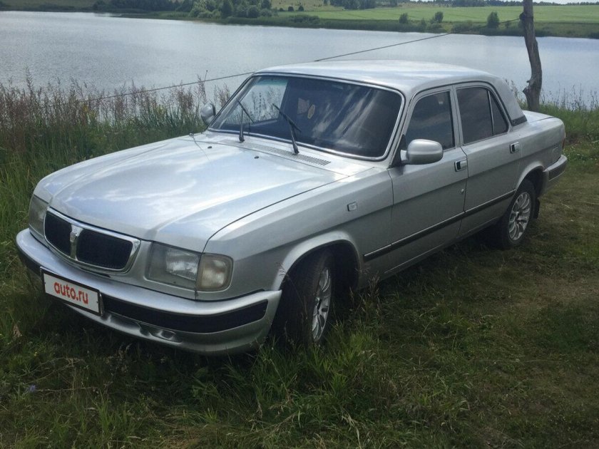 ГАЗ-3110 седан