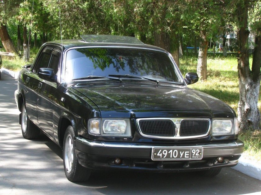 ГАЗ-3110 автомобиль