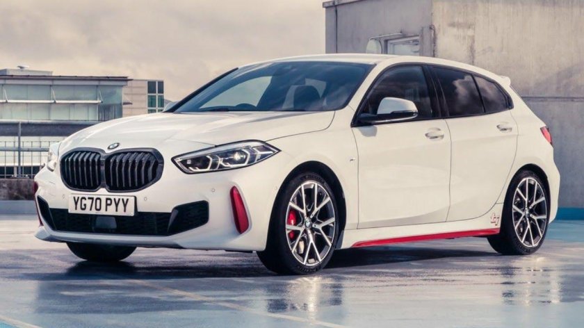 БМВ хэтчбек 2021