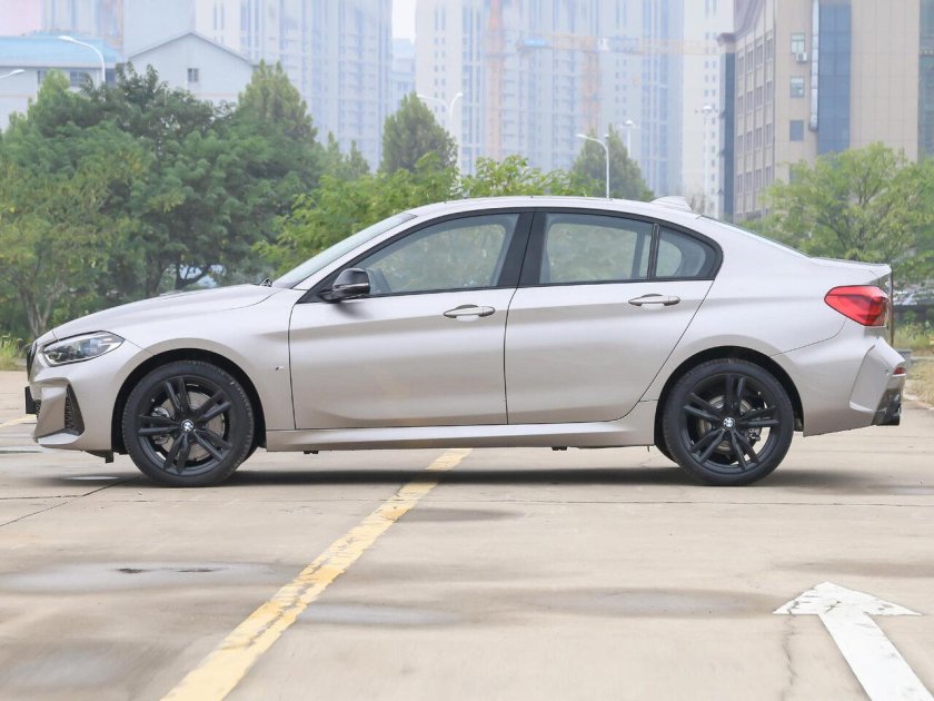 Бмв 1 серии седан