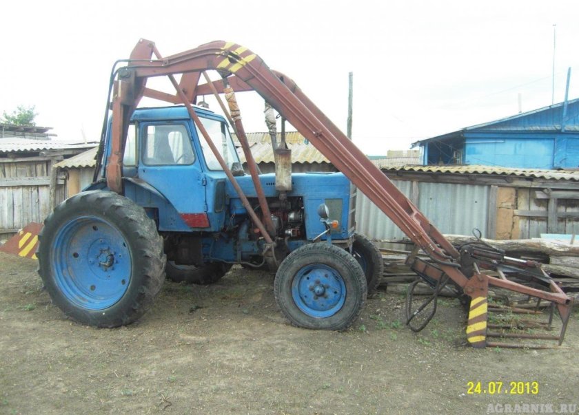 МТЗ 80 стогомет