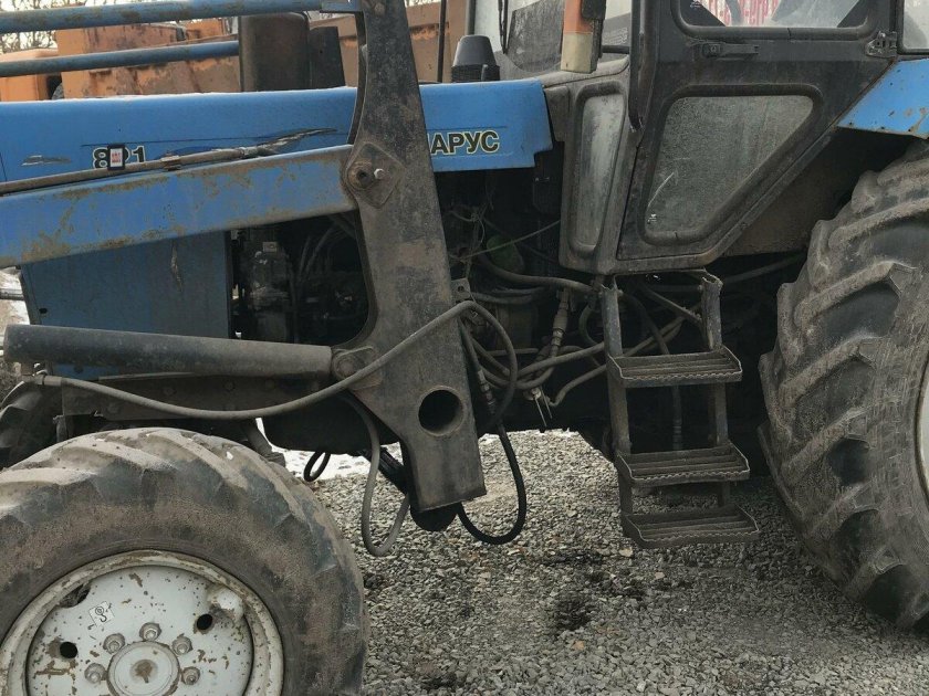 Трактор мтз 82 1