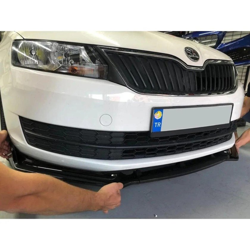 Передний сплиттер Шкода Рапид