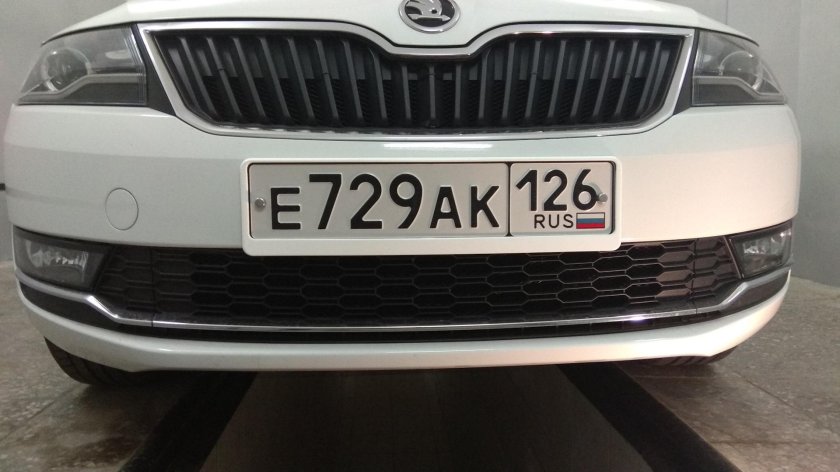 Бампер Шкода Рапид 2021