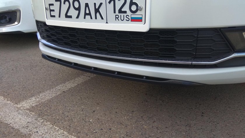 Бампер передний Шкода Рапид 2021
