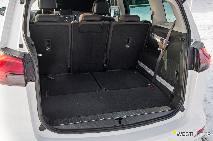 Опель Зафира 2012 фото багажника