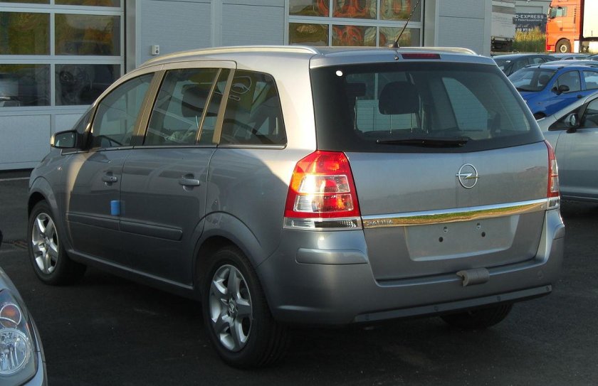 Опель Зафира 1.8