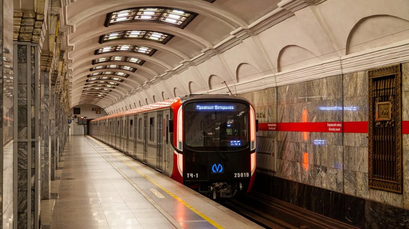 Вагоны метро санкт петербурга