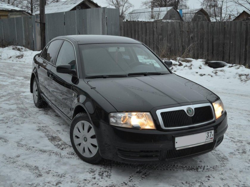 Шкода Суперб 2002 1.8