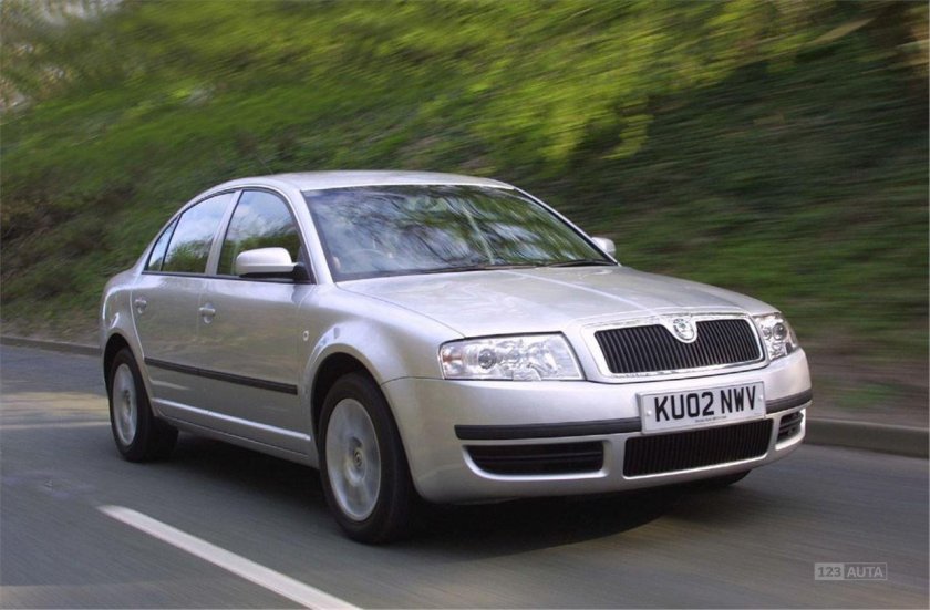 Skoda Superb 2002
