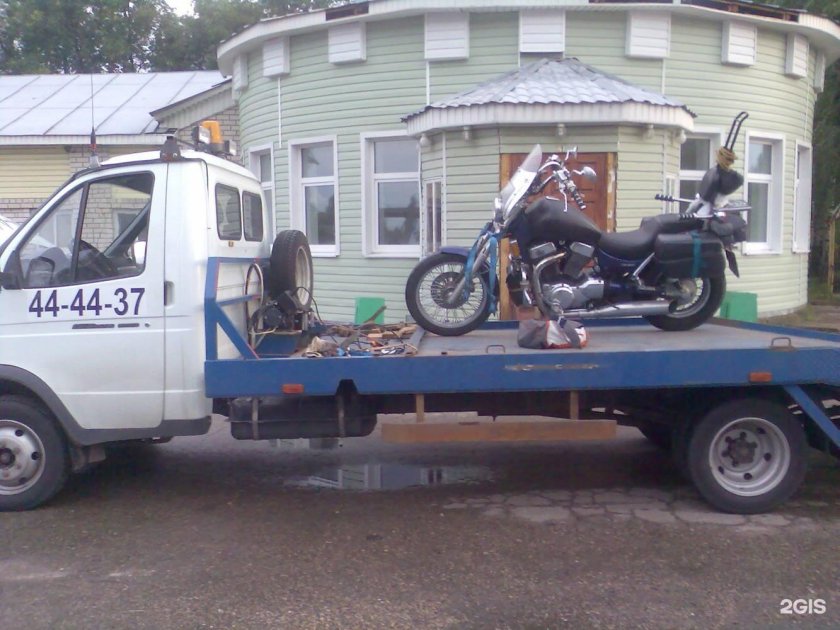Мотоцикл на эвакуаторе