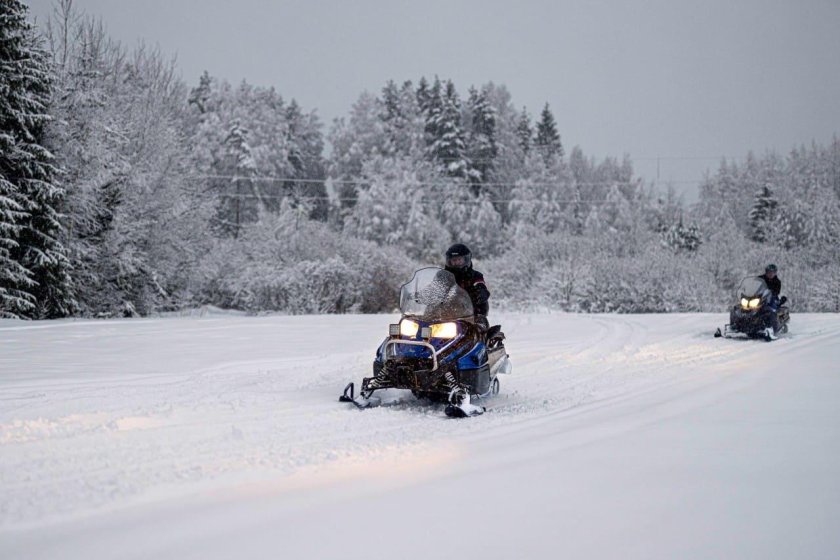 Снегоход arctic cat