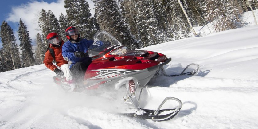 Прогулка на снегоходах