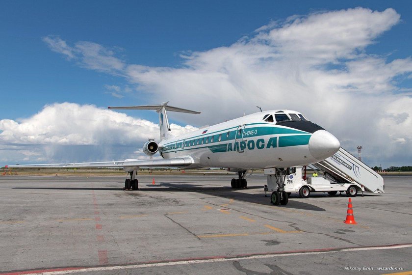 Ту-134 пассажирский самолёт