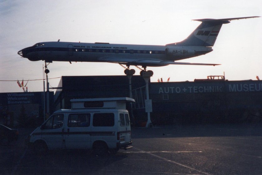 Ту 104 пассажирский самолёт