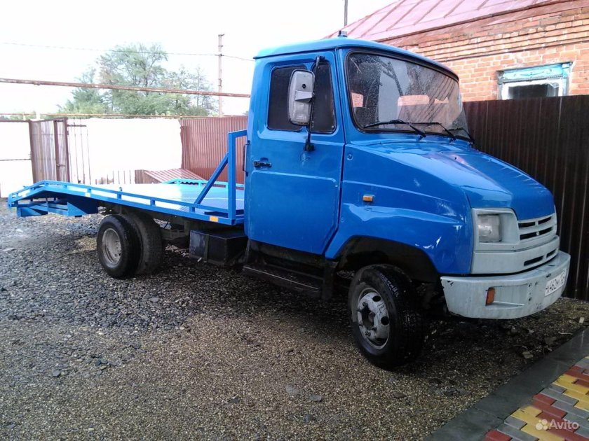 ЗИЛ 5302 бычок трехосный