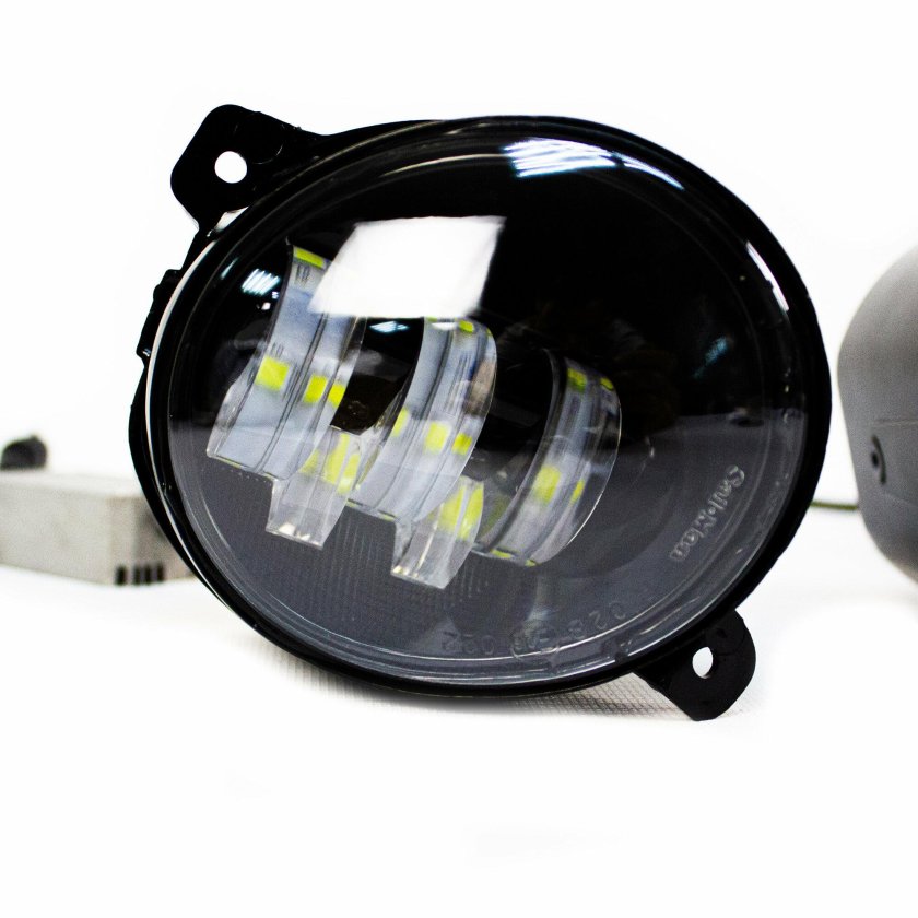 Cветодиодная противотуманная фара